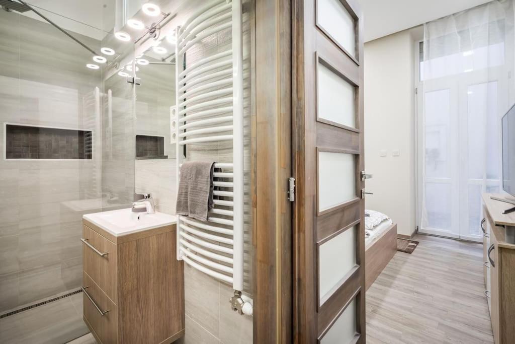 Szalag Utca 6 Luxurious Flat Castle District Leilighet Budapest Eksteriør bilde